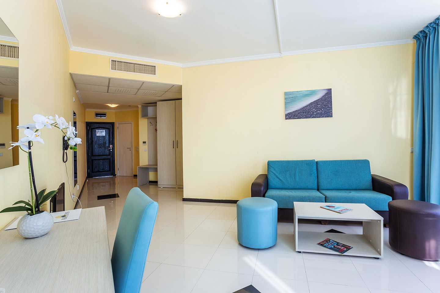 Two-Bedroom Apartment 2+4 Sea View - 3