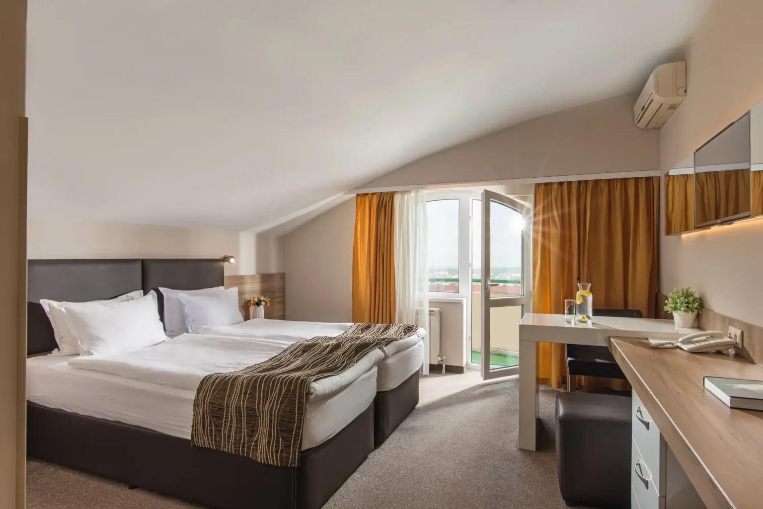 Standard Room - 2