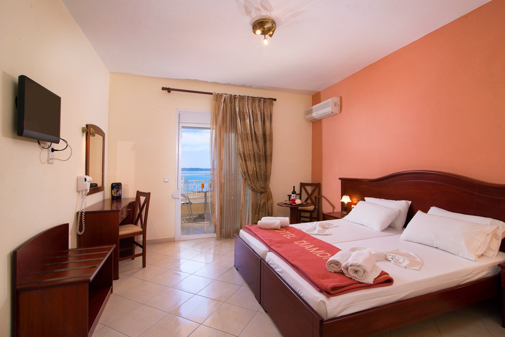 DIAMOND HOTEL - снимка 3