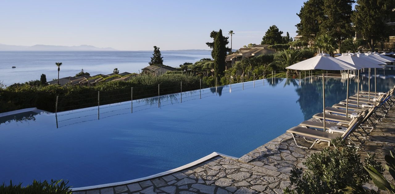 AEOLOS BEACH HOTEL