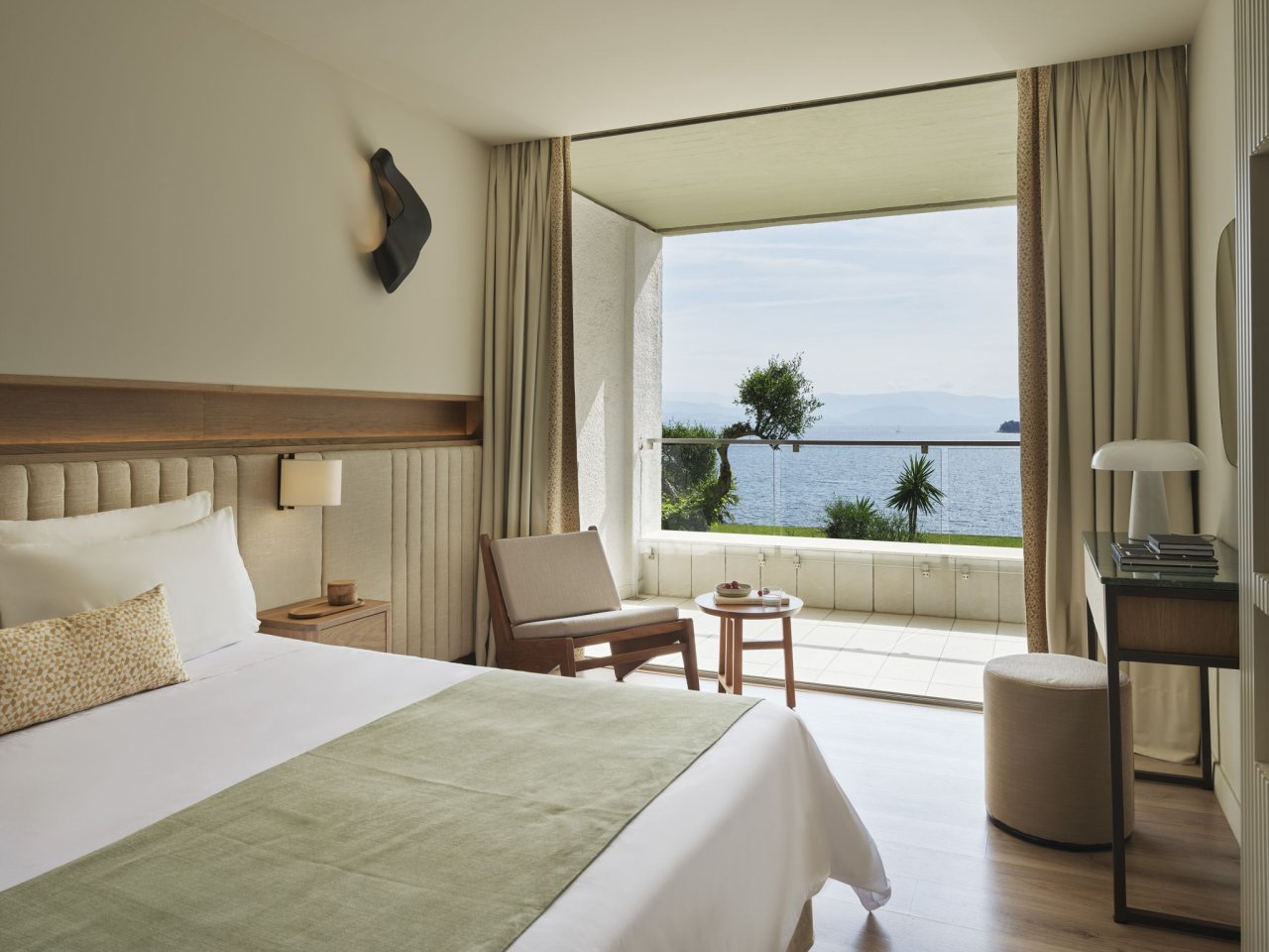 KONTOKALI BAY RESORT & SPA - снимка 2