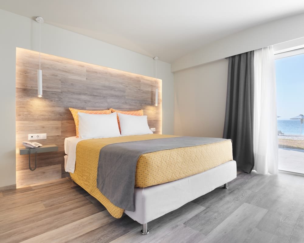 KINETTA BEACH RESORT & SPA - снимка 2
