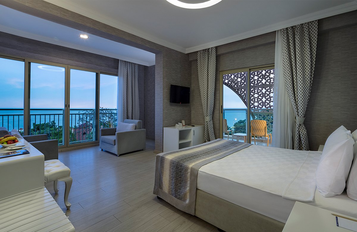 GRAND RING HOTEL - снимка 2