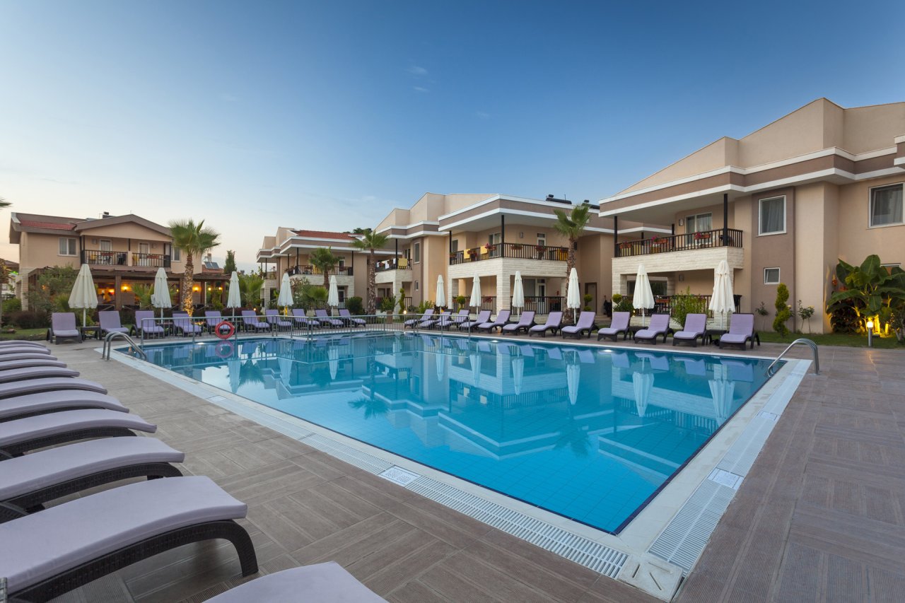 TURAN PRINCE HOTEL - снимка 4