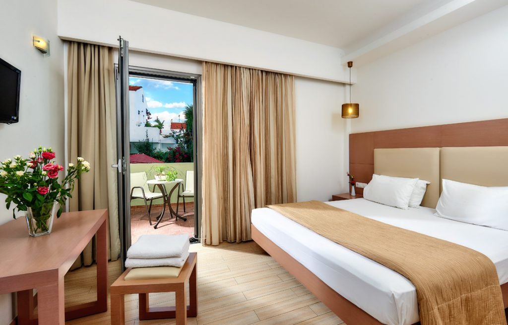 PANORMO BEACH HOTEL - снимка 3