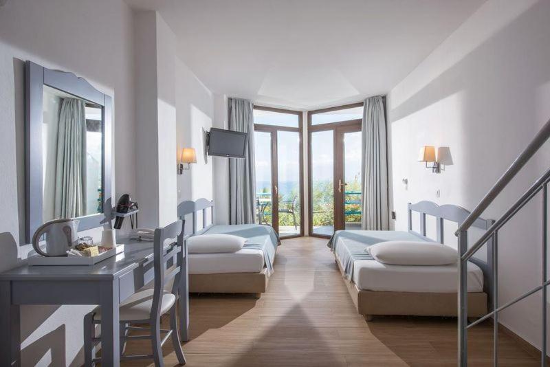 HERSONISSOS VILLAGE HOTEL & BUNGALOWS
